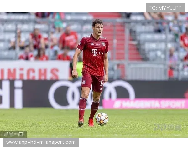 拜仁帕瓦尔反击下传球训练明显——精准传导,展现足球战术新高度 拜仁帕瓦尔反击下传球训练明显——精准传导,展现足球战术新高度