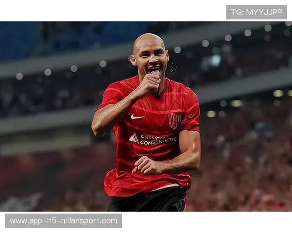 成都蓉城无需罚分领跑第一集团,费利佩热身赛状态火热